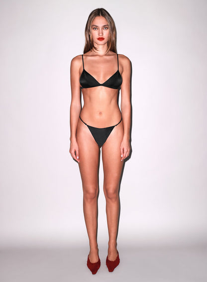 Black Luxe Triangle Bra - Fleur du Mal